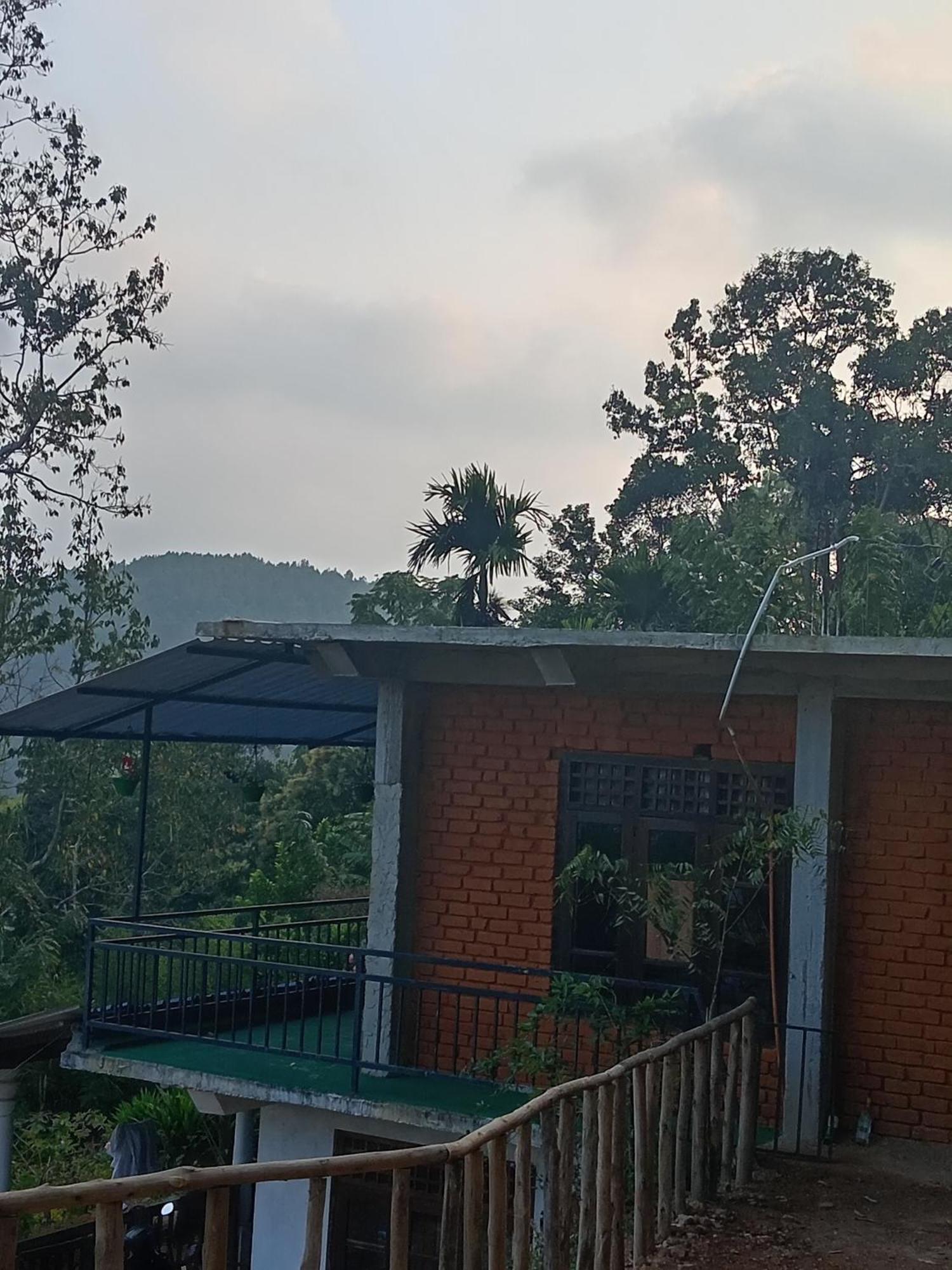 Apurvi Homestay Ella Εξωτερικό φωτογραφία