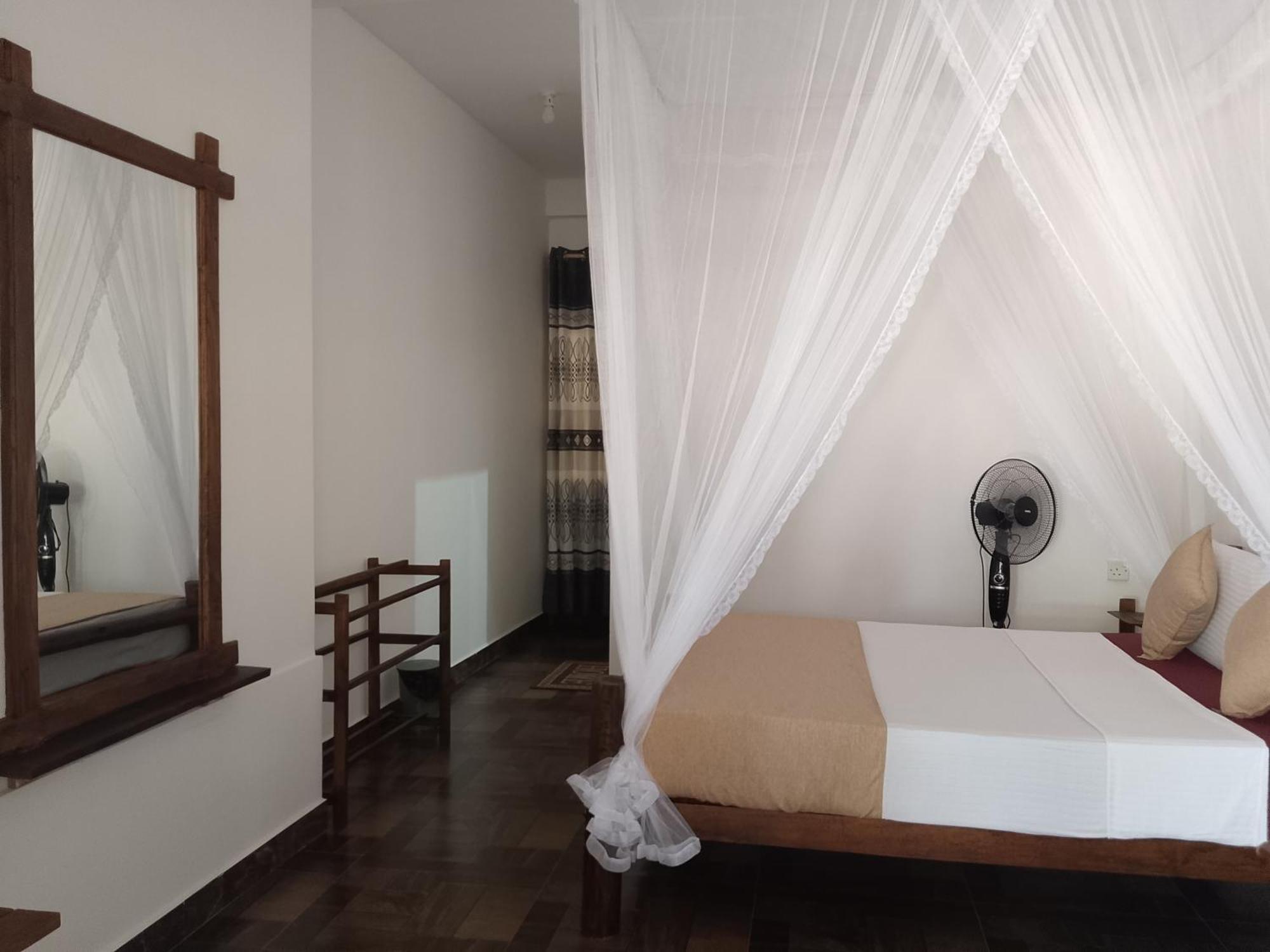 Apurvi Homestay Ella Εξωτερικό φωτογραφία