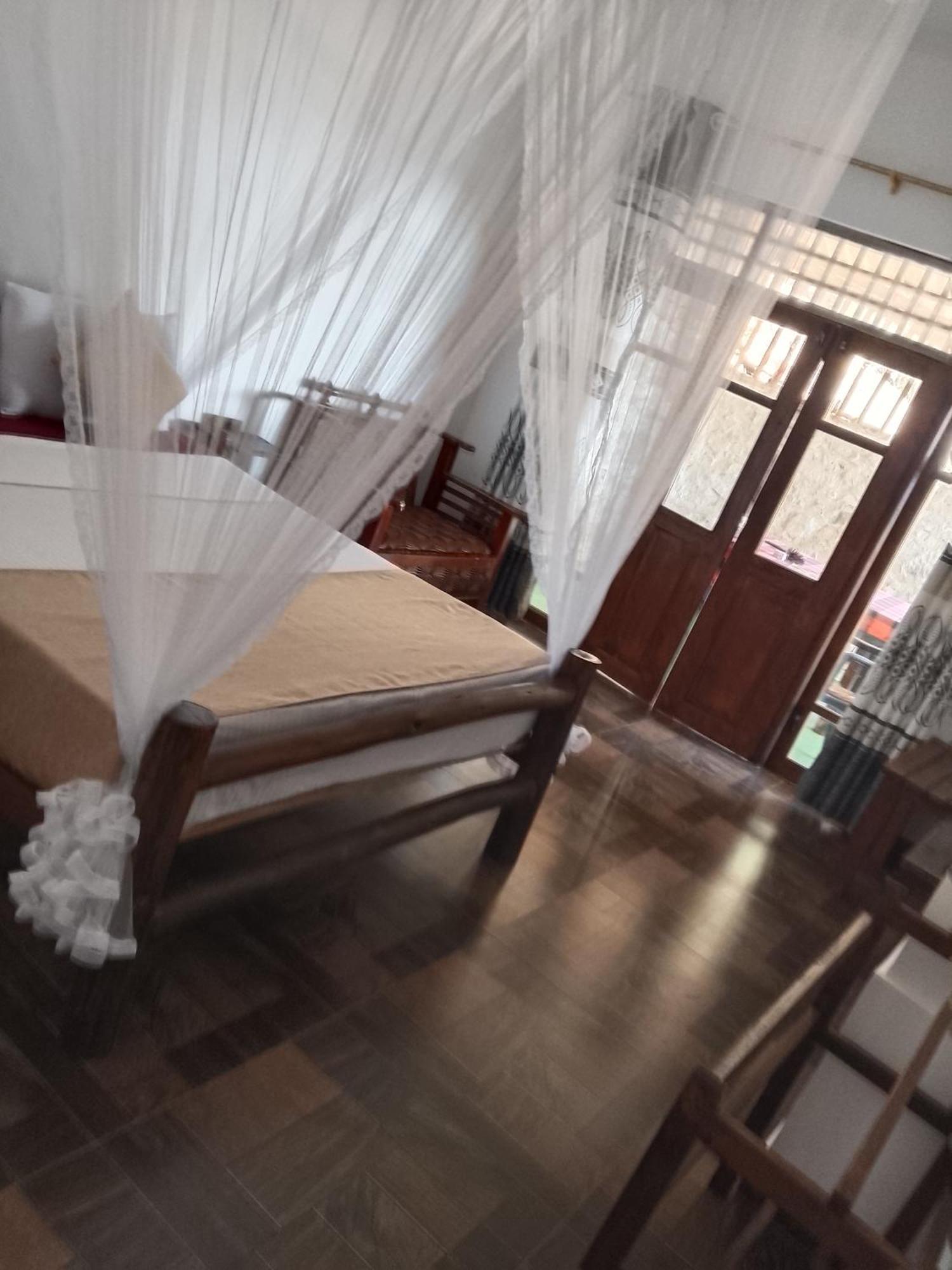 Apurvi Homestay Ella Εξωτερικό φωτογραφία