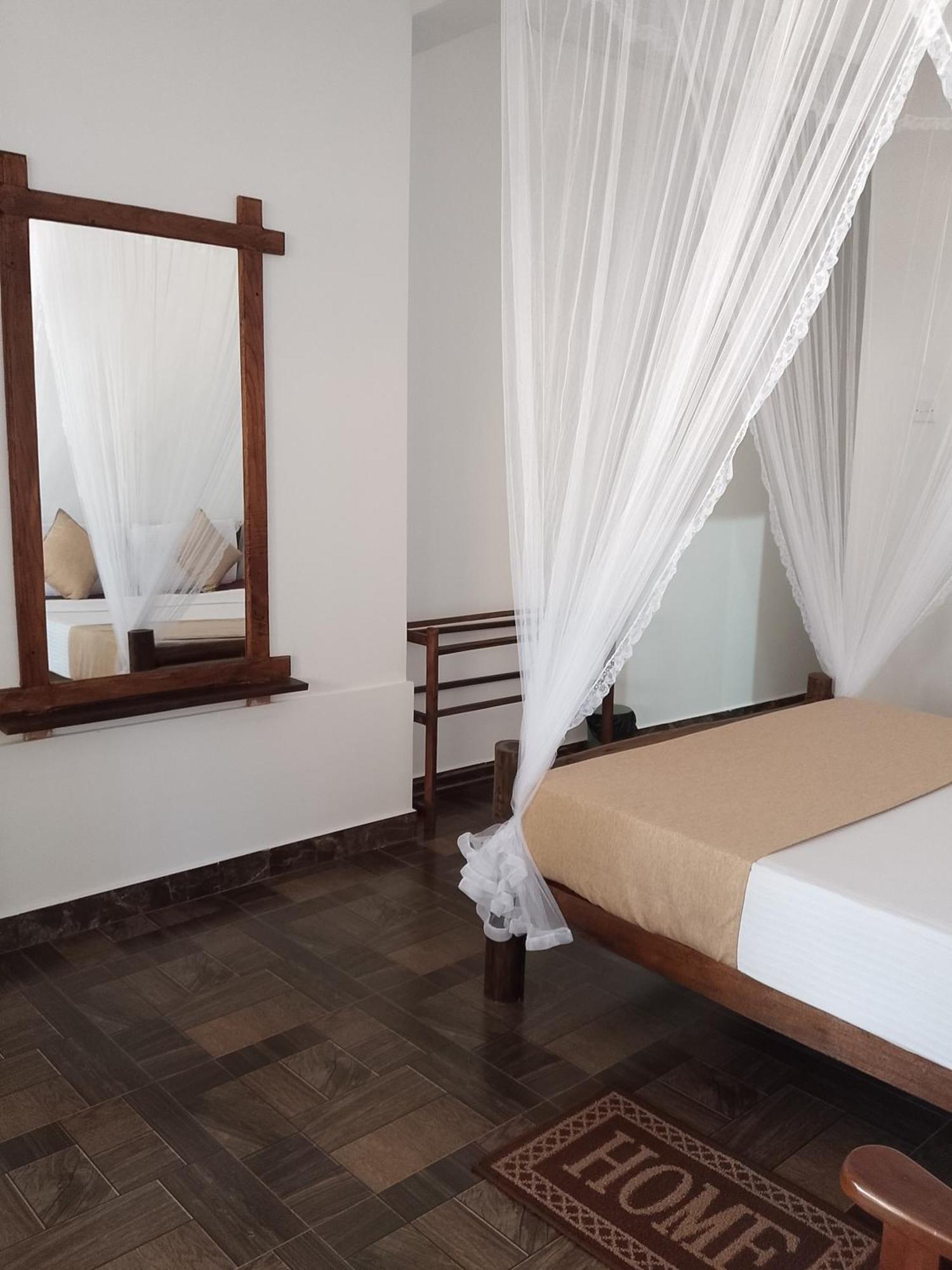Apurvi Homestay Ella Εξωτερικό φωτογραφία