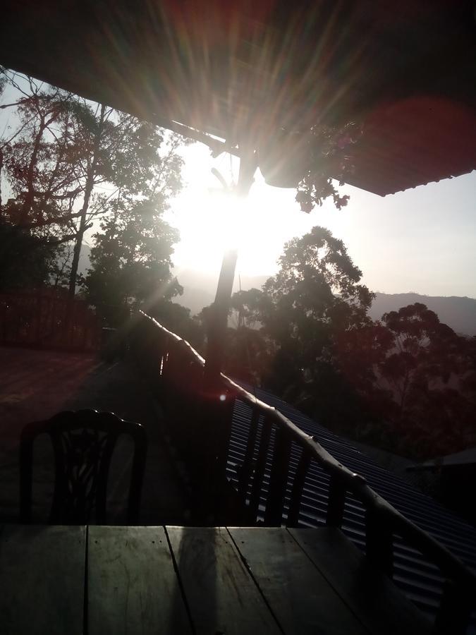 Apurvi Homestay Ella Εξωτερικό φωτογραφία